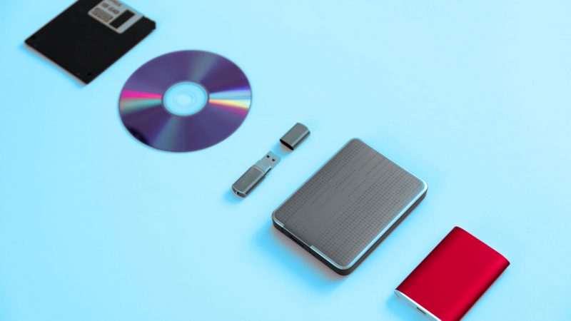 set-of-external-storage-media-storage-device